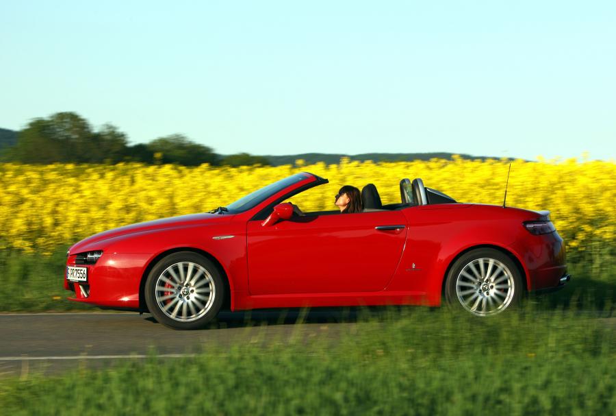  Alfa Romeo Spider (939E) 2008 года  (WW) (фото 16 из 40)